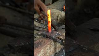 The Art of Nail Making | Traditional Blacksmithing🔨🇺🇸 #blacksmithing #metalwork #satisfying #asmr