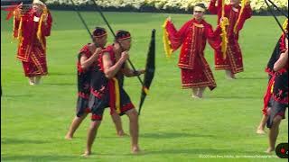 'SANGGAR TARI BUMI AEKHULA' KABUPATEN NIAS BARAT, DI ISTANA MERDEKA JAKARTA.