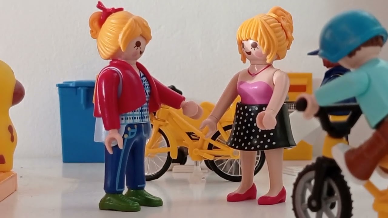 Chloé en français présente une histoire Playmobil : le test d'intelligence ! (surdouée ?)