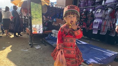 LÂU LẮM RỒI MỚI ĐI CHỢ PHIÊN CÁN CẤU BÀ CON ĐI CHỢ ĐÔNG VUI VÔ CÙNG