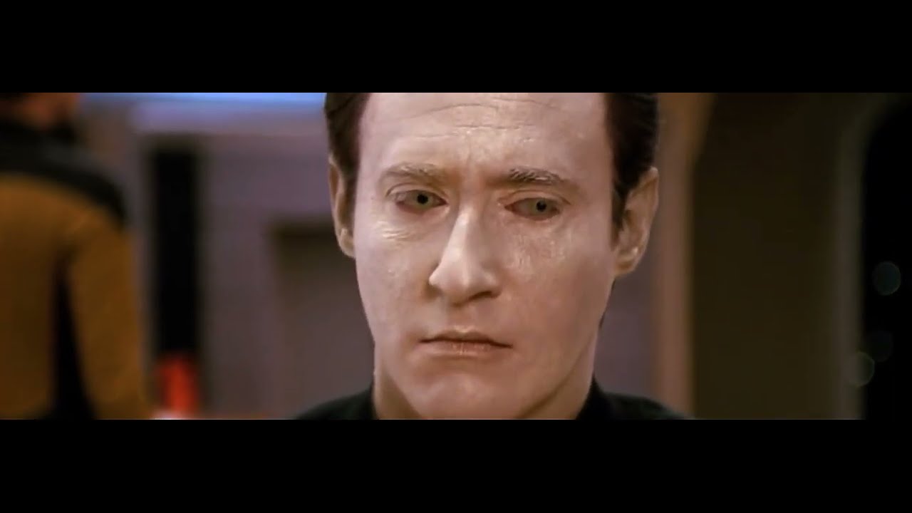 Data Reacts To: "Alive & Kicking" by Simple Minds - CG Animation