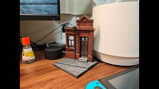 Let’s Paint a Little House! 小さな家を塗ってみよう~!