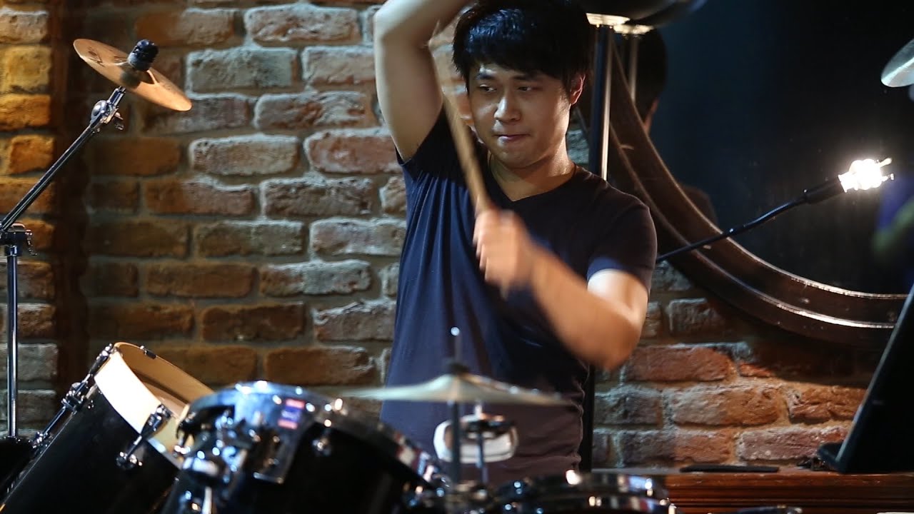 Shanghai Percussion Ensemble - Gyro by Tomer Yariv