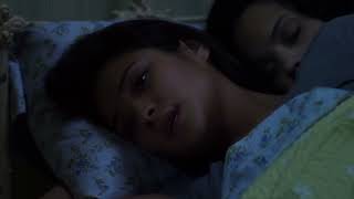 PLL - Emily e Maya dormono insieme - "The Jenna Thing" 1x02 (15)