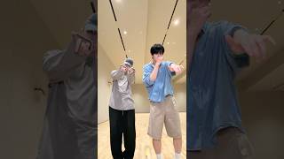 left and right #TXT #SOOBIN #HUENINGKAI
