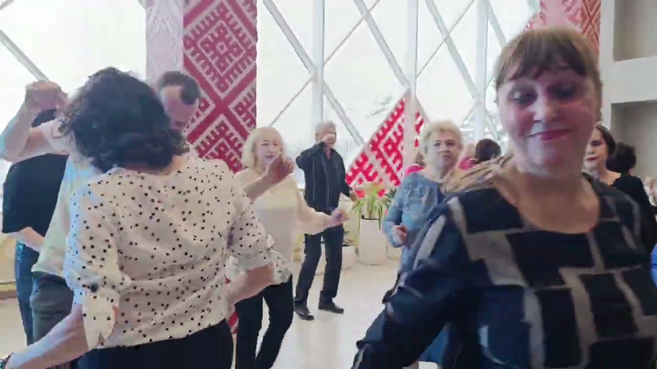 28 февраля. Мой гармонист... 