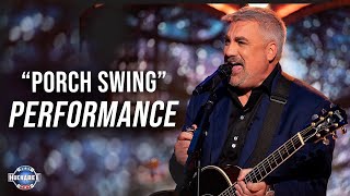 THIS is Why Taylor Hicks WON American Idol! “PORCH SWING” LIVE Performance | Jukebox | Huckabee