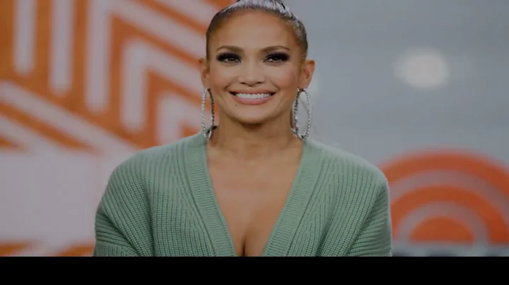 Jennifer Lopez showcases her incredible figure in ...