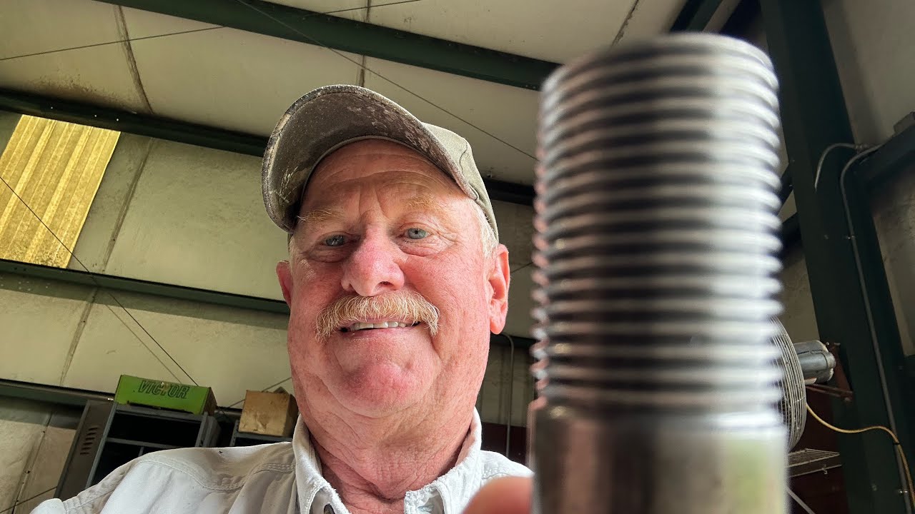 Foolproof way to cut perfect threads on a lathe.