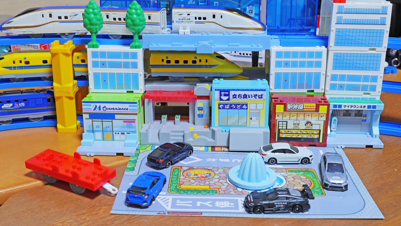 The big three-storey station is amazing! Let's build a town