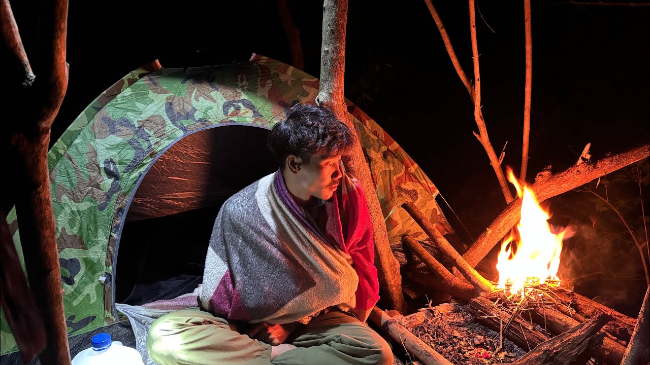 กางเต็นท์นอนบนที่สูง ค่ำคืนที่โดนผีอำ ￼￼