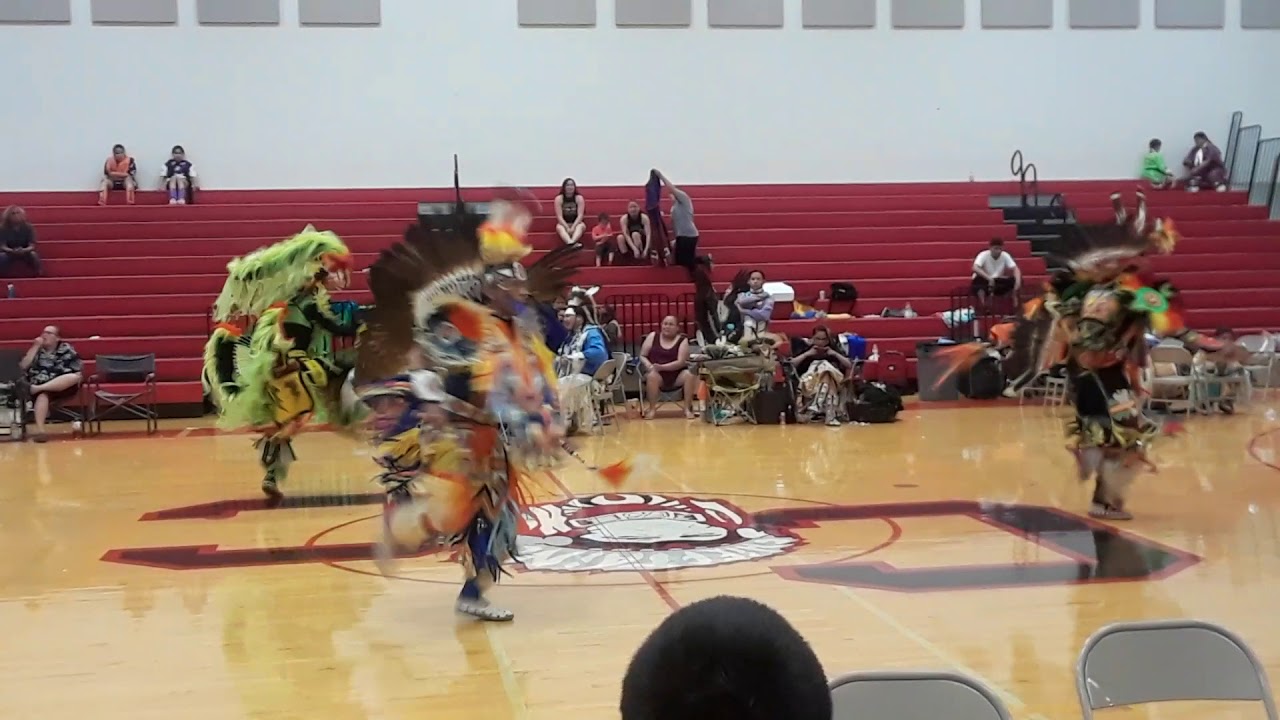Men's fancy special crow creek tribal schools powwow 2018 YouTube