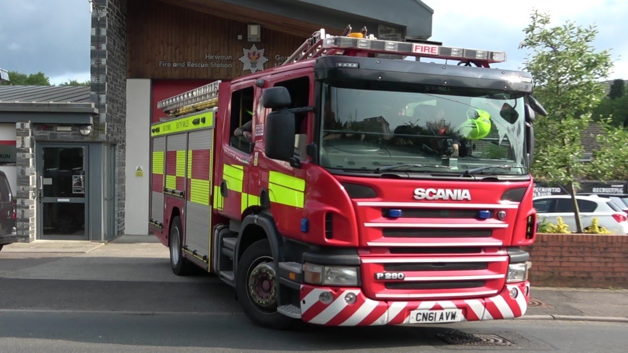 Reserve Hirwaun WS16P1 (Scania P280) Off to an AFA - South Wales Fire & Rescue
