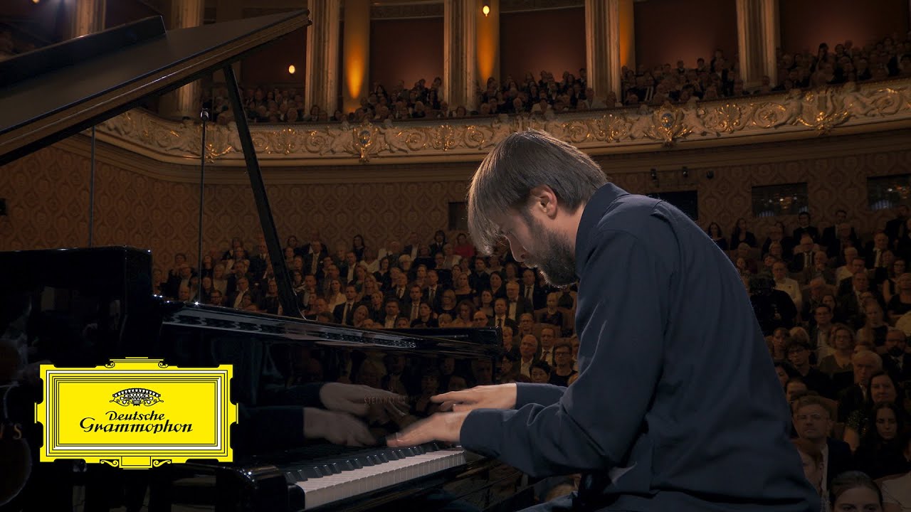 Daniil Trifonov - Dvorak: Piano Concerto in G Minor, Op. 33: 1. Allegro Agitato (Excerpt)