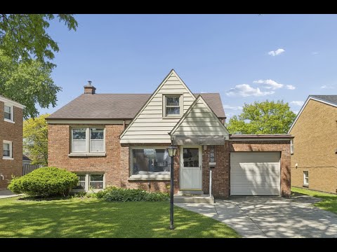 1800 Buckingham Avenue, Westchester, IL home video tour