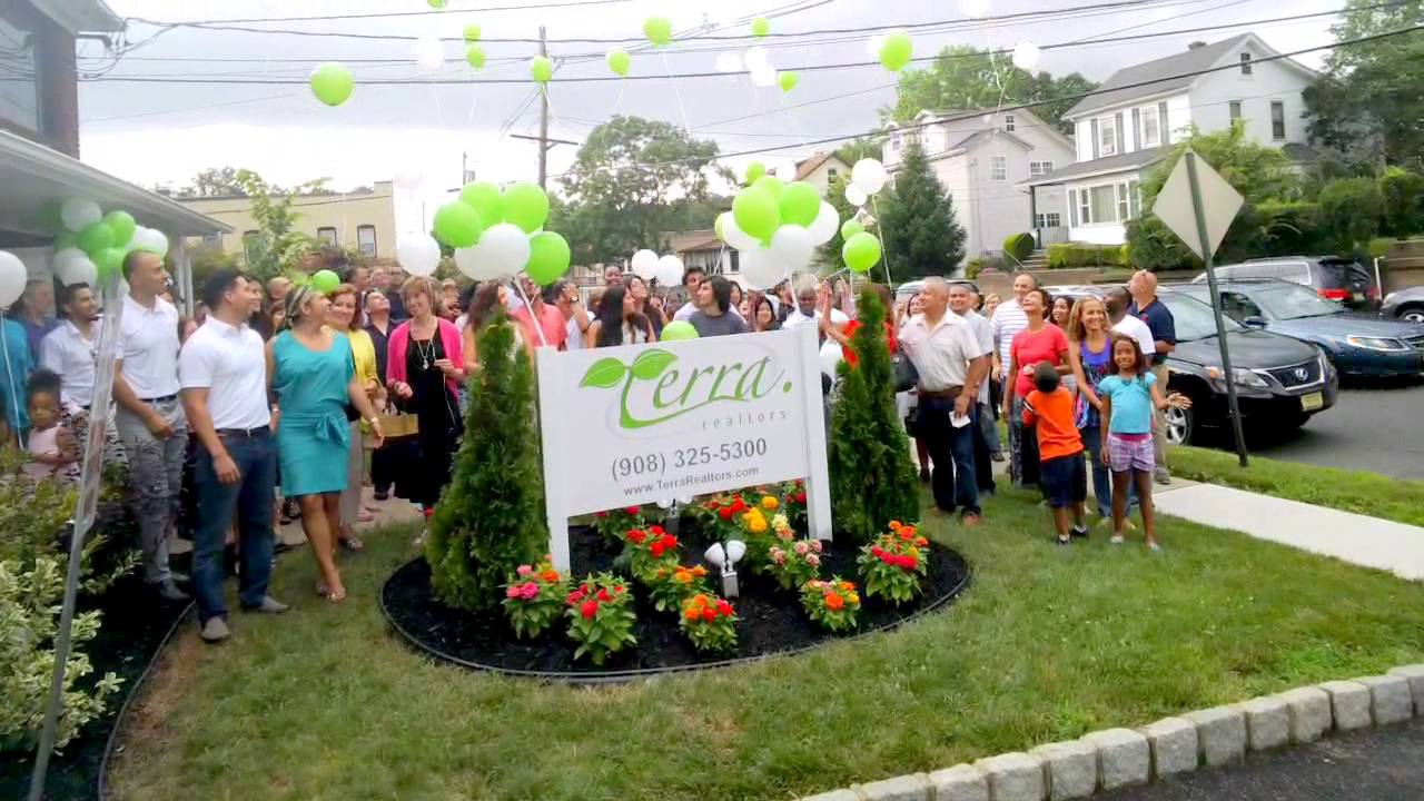 OK GLASS Terra Realtors Grand Opening Balloon Release! YouTube