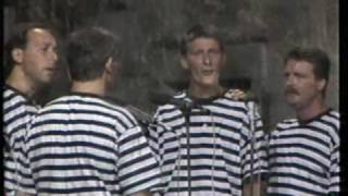 Miniatura de vídeo de "Budila majka sina - klapa Intrade - FDK 1992"