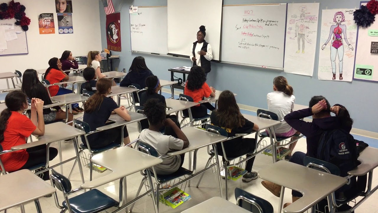 Which of the following is an example of a speech for a special occasion? picture