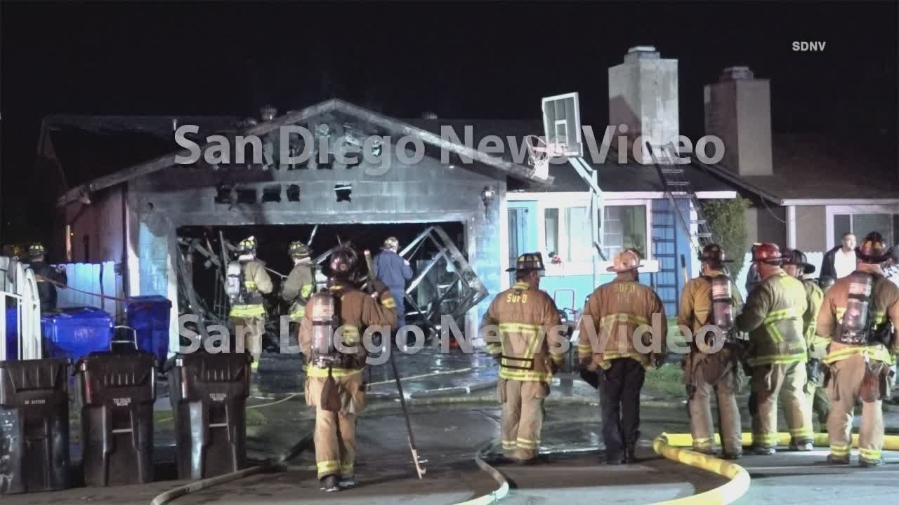 9 people displaced from home after structure fire - YouTube