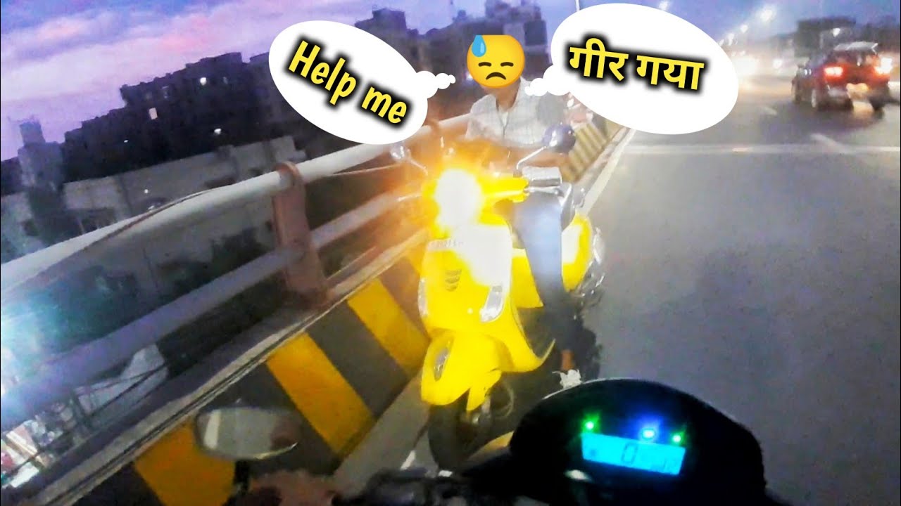 Night Close Call in Heavy Traffic😲 Scooty राइडर Help मांगा🥺Sp125