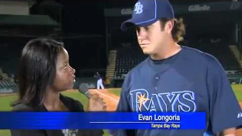 Evan Longoria's Catch saves Reporter's Life!