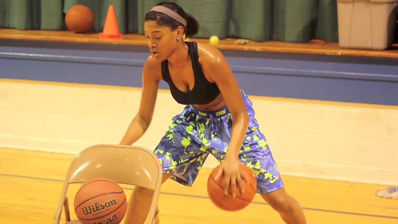GrindHouseBasketball training w/ Marcus Walker Kierra Isaiah l Senior