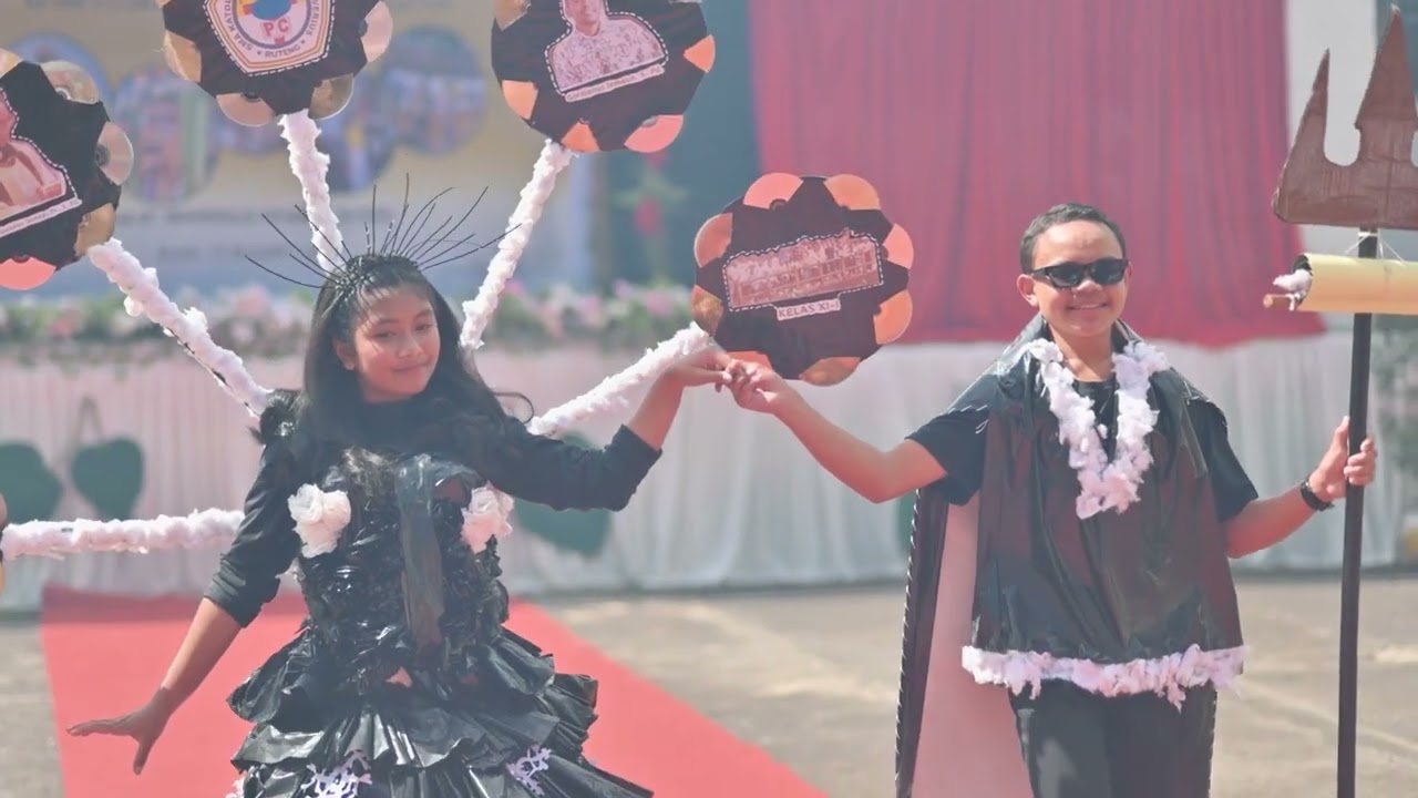 PENGENALAN SEKOLAH SMAS ST. FRANSISKUS XAVERIUS RUTENG