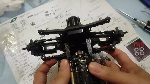 MST MRX GT assembly part 3 (upper deck, damper stay, front/rear axle)