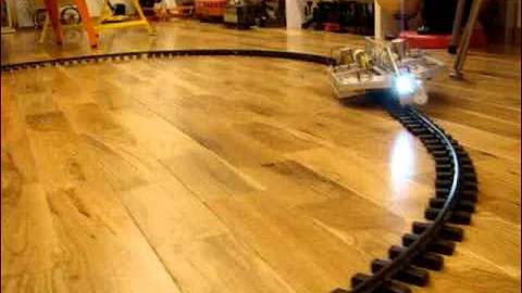 Gyro monorail No.11 running