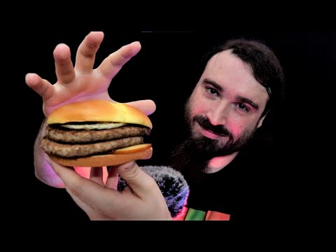 ASMR COMIENDO HAMBURGUESAS GRANDES CON SONIDOS DE BOCA -   EATING , MOUTH SOUNDS  FER FANTASY #asmr