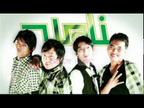 WALI BAND-AKU TIDAK MALU WALI BAND-AKU TIDAK MALU