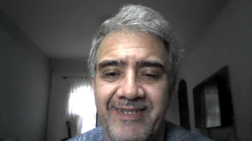 O que motiva os homens a filosofar *?