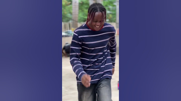 Moliy and Wesley doing the shake it to the max challenge
