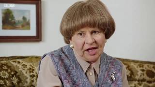 Tracey Ullman - Kay Finds Her Cousin