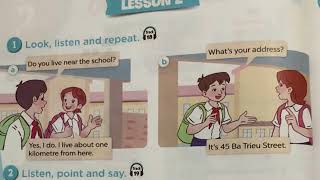 Tieng anh 5 global success unit 2 track 18