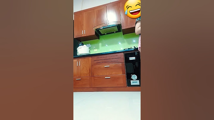 Đang ngồi chơi , bỗng bố về , Tôm kêu : " Bố , bố , bố ,...