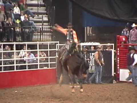 Get off of my back~ Bronc Horses