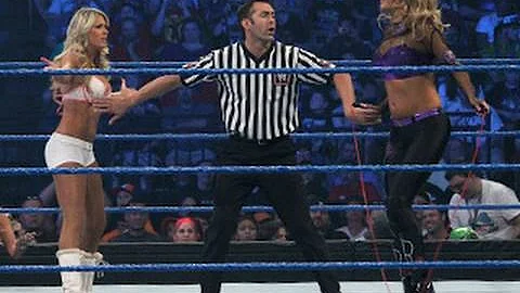 SmackDown: Kelly Kelly vs. Rosa Mendes