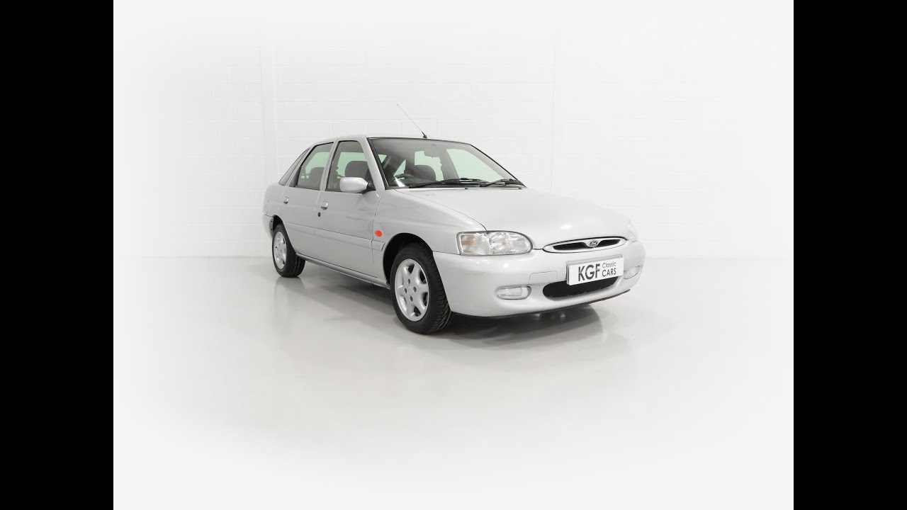 A Superb Ford Escort 1.6 16v Ghia with One Private owner and 20,553 Miles - £4,995