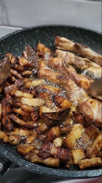 Adobong baboy! Panlasang pinoy Sizzling Fried pork ASMR - YouTube