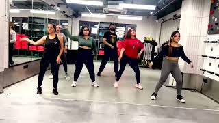 Lovely.  Dance choreography by Rocky.  #deepika #bollywoodsongs  #dance #lovesong #dancing #lovely 