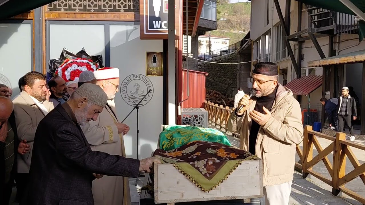 RİZE İYİDERE'DEN NEBAHAT KÖSEOĞLU'NUN CENAZE TÖRENİ