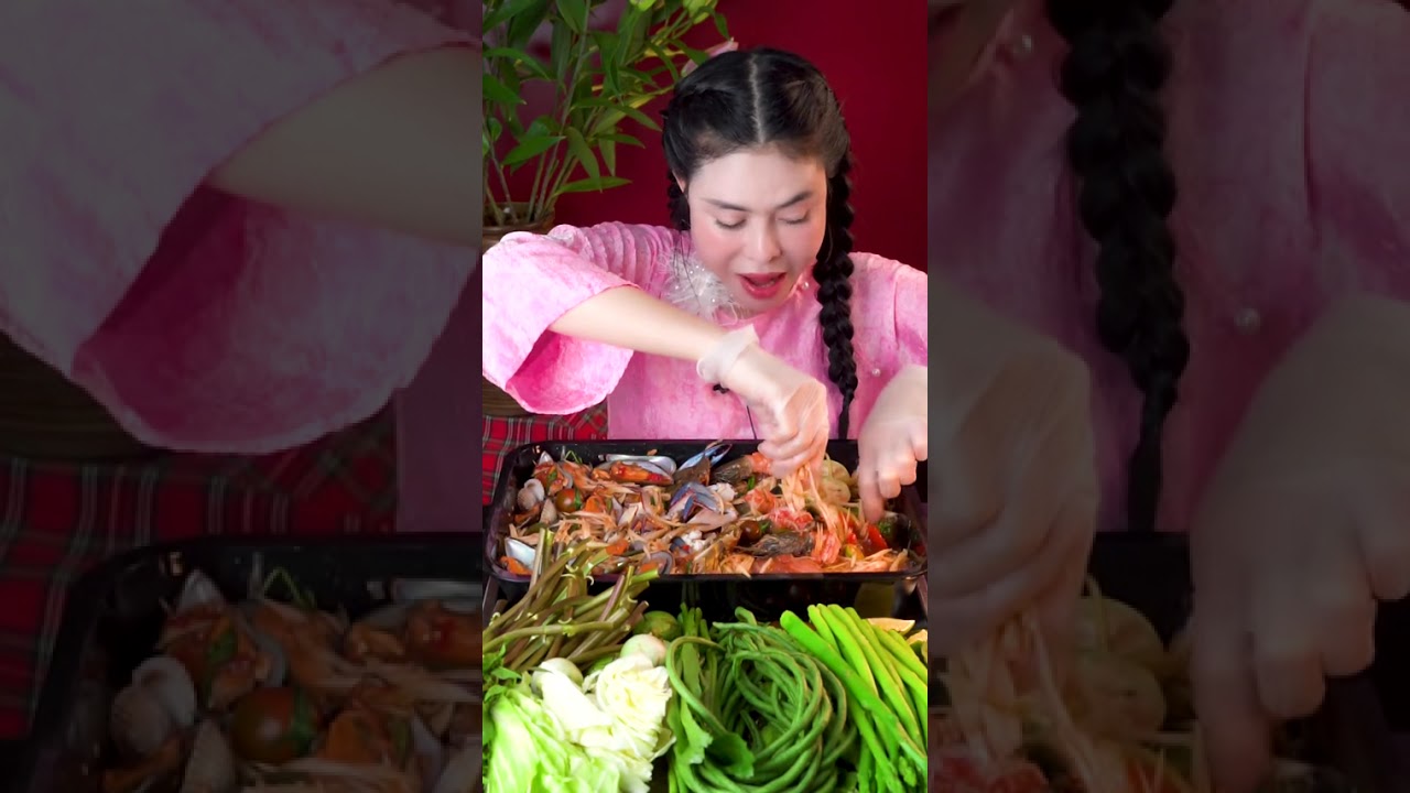 Gỏi Hải sản kiểu Thái 😊#mukbang#vivithicha#food #art 