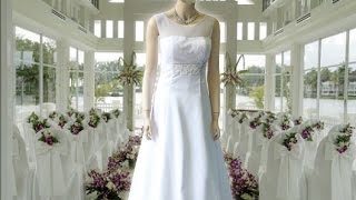 ハイウェスト胸元レースシンプルホワイトステージドレス