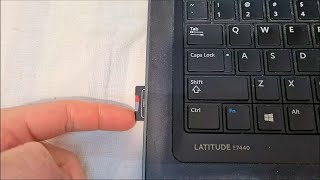 Where is the Memory Card Reader? (Dell Latitude E7440, SD card, Speed test)