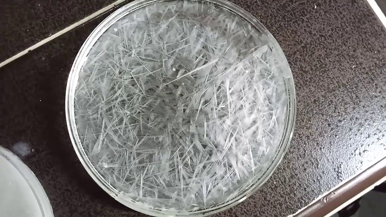 EXPERIMENTO Cristalización con NITRATO DE POTASIO!!! YouTube EXPERIMENTO Cristalización con NITRATO DE POTASIO!!! YouTube