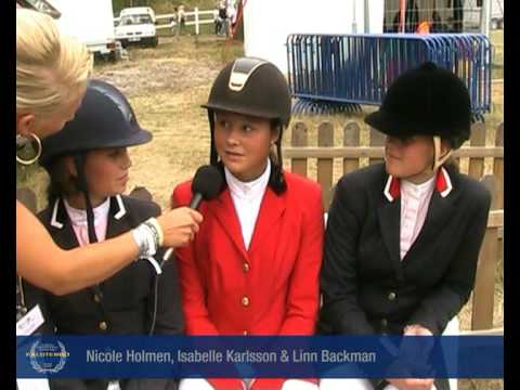 Nicole Holmen, Isabelle Carlsson & Linn Backman (svenska)