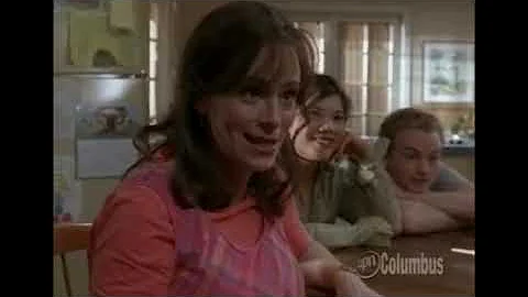 Malcolm in the Middle - Lois's Mom Meets Lois's Fr...