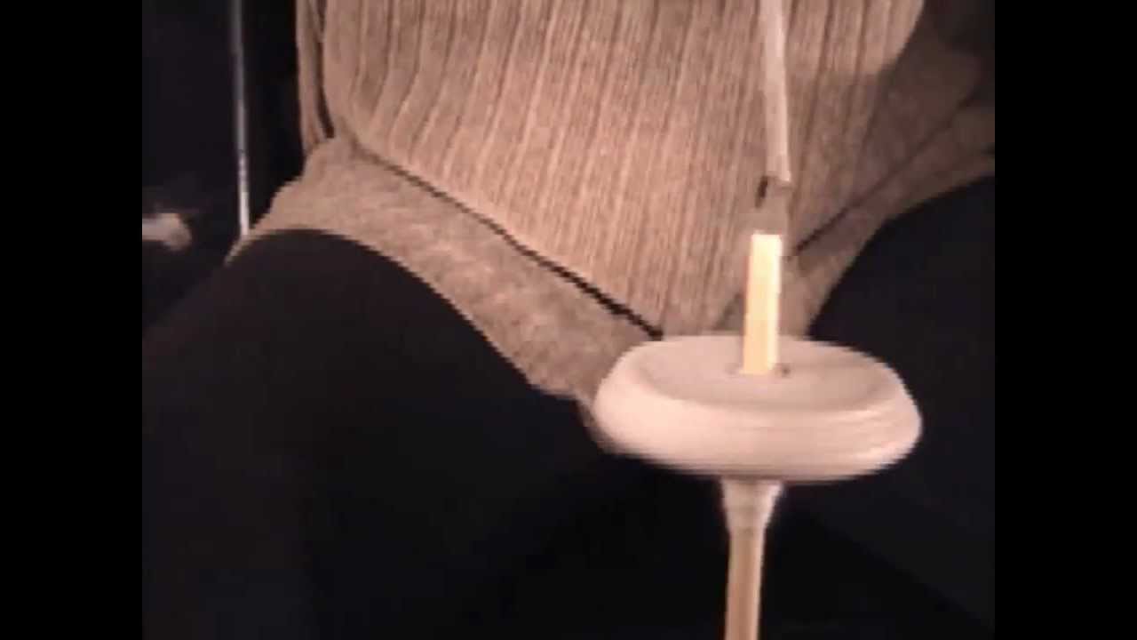 The Joy of Handspinning – Hand spinning wool into yarn with a spinning wheel or drop spindle » How to Use a Drop Spindle