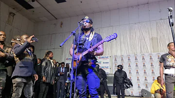 Baba Harare Performing His Hit Song Hakuna Mvana (Jiti Gure) Best Live Show Ever🔥🎸🎸